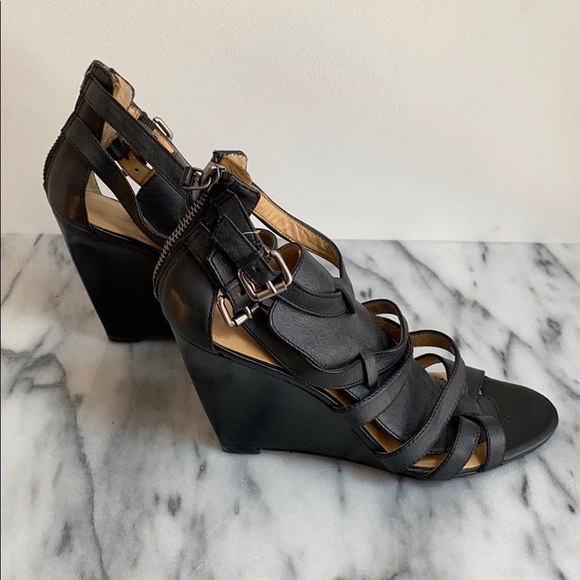 Nine West gladiator heels - Picture 2 of 3